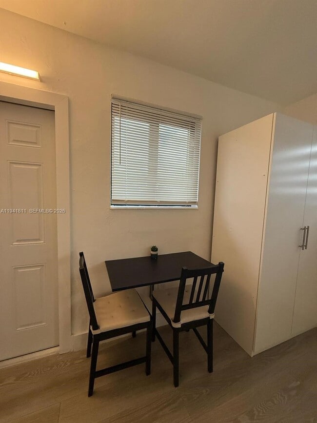 Photo - 125 NW 197th St Unit 0