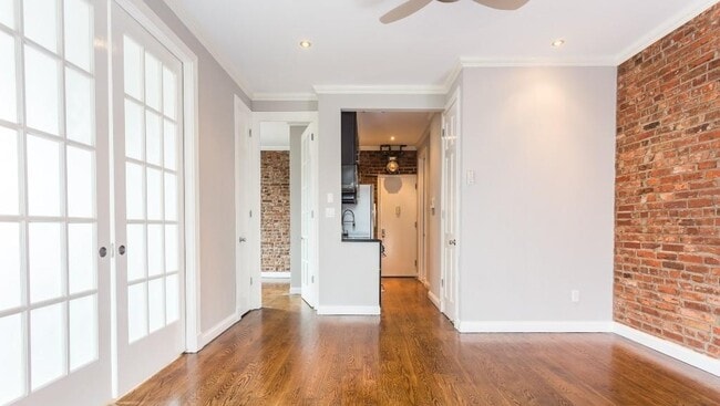 Photo - 199 E 3rd St Unit 5B