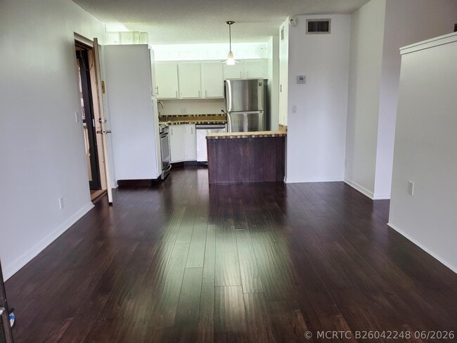 Photo - 603 Sea Pine Way Unit B2