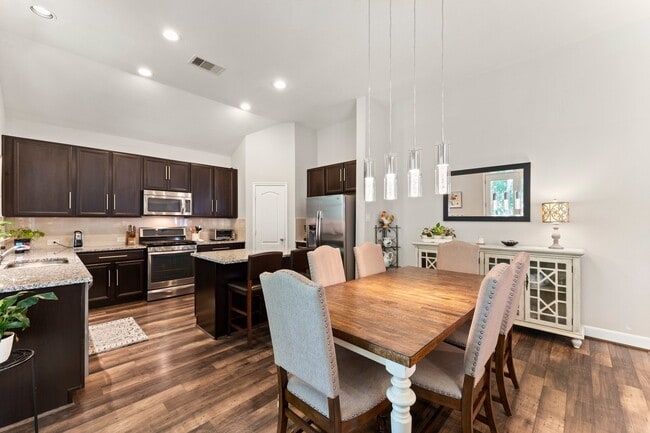 Photo - 1918 Elkington Cir