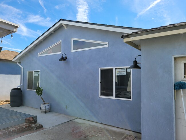 outside/ side view - 6810 W 85th Pl House