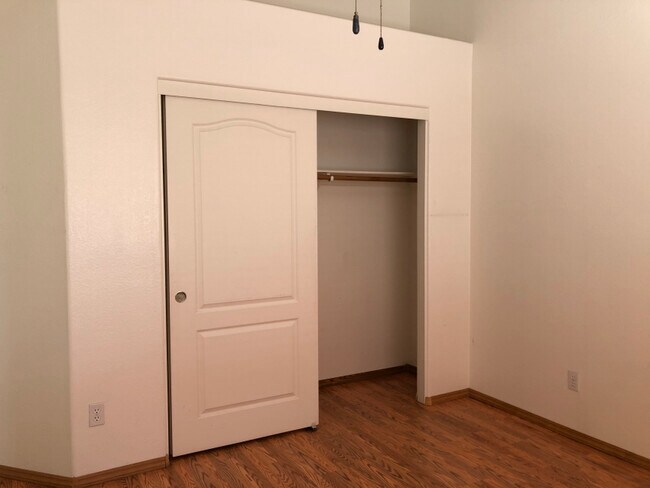 Photo - 1855 Trigger Way