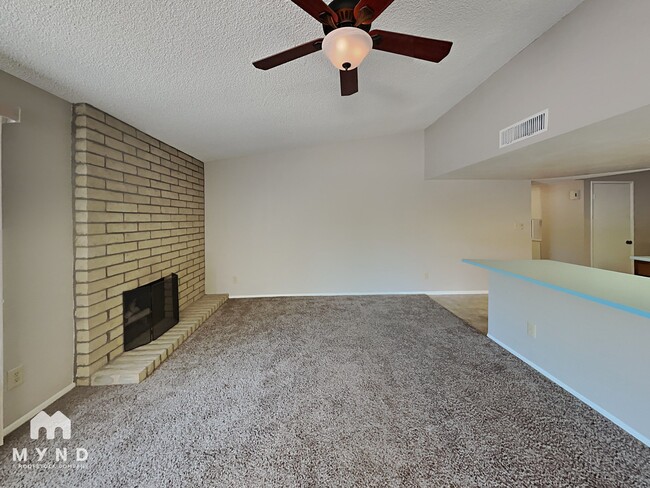 Photo - 4250 E Kiowa St