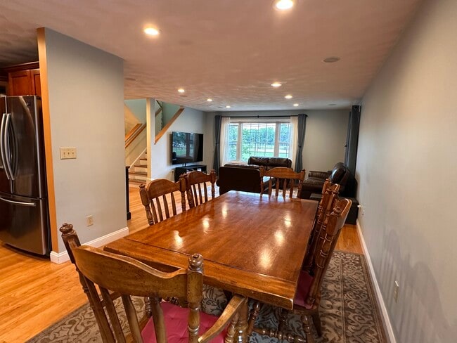 Photo - 60 Sylvan St