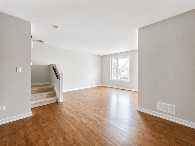 Photo - 520 Oldenburg Ave