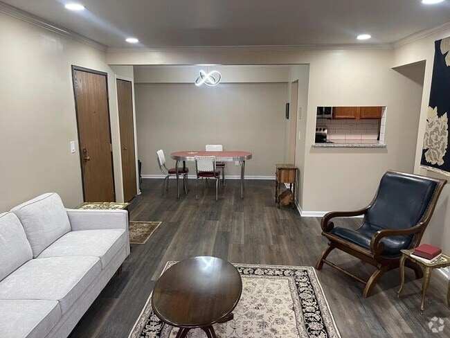 Building Photo - 3005 Fernwood Ave Unit #103 Rental