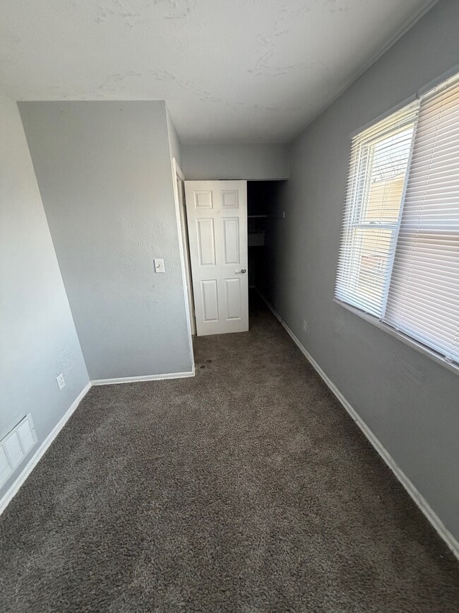 Photo - 8865 N Swan Rd