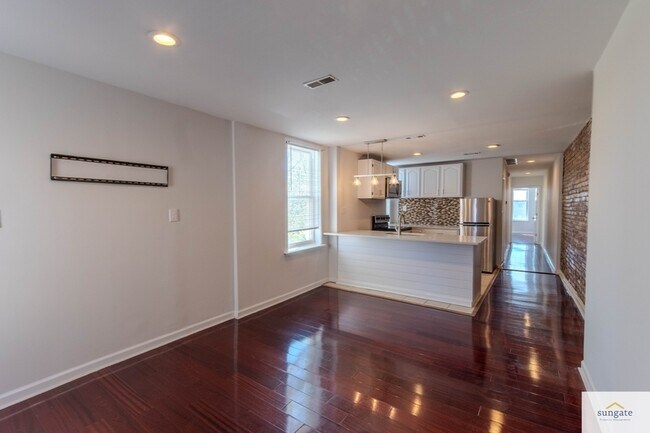Photo - 2608 E Fayette St Unit 2