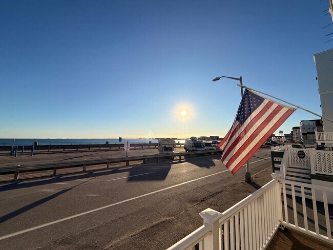 Photo - 487 Ocean Blvd