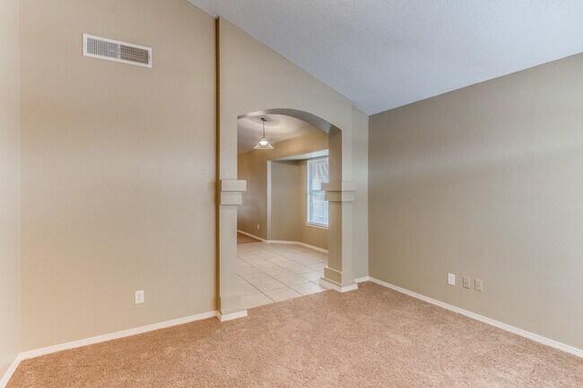 Photo - Stylish Northeast Home w/ Refrigerated Air, just minutes Ft. Bliss!