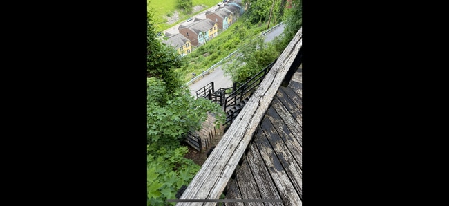 Photo - 207 Poplar St