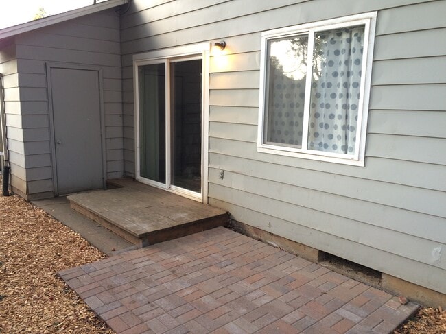 Photo - 851 SE 13th Ave