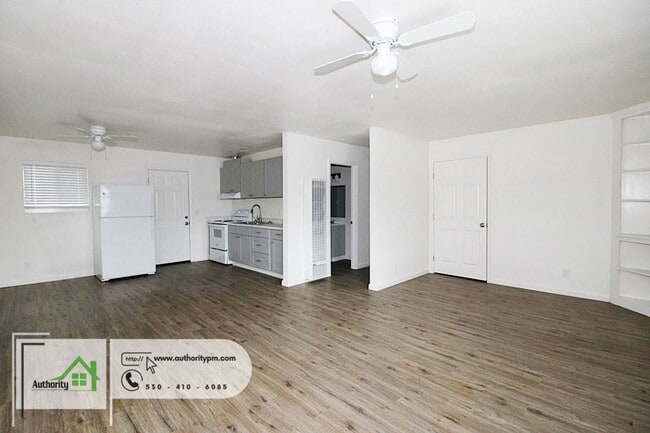 Photo - 2735 Radio Ln