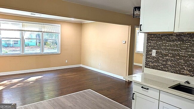 Photo - 3307 Guthrie Dr