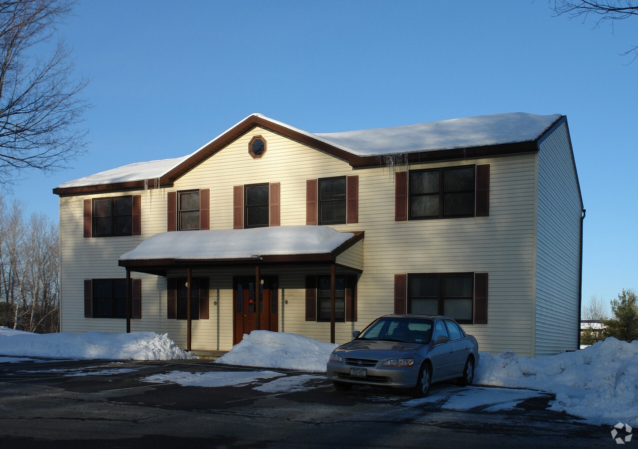 Photo - 2 Golden Pond Ct Apartments