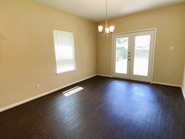 Photo - 8526 Homewood Ln Unidad A