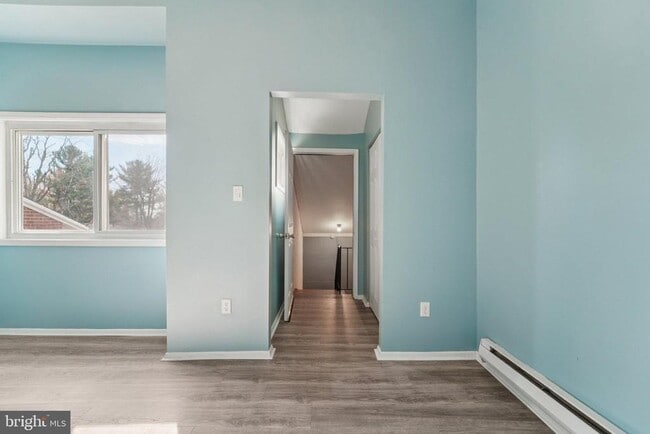 Building Photo - 9432 Merryrest Rd