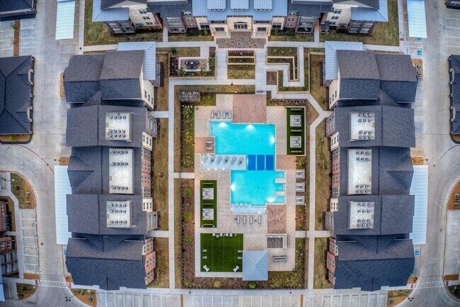 Photo - Eastpark Apartments