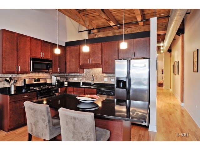 Photo - 770 W Gladys Ave