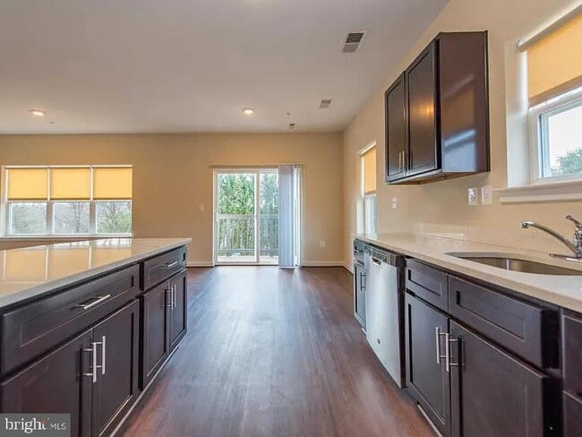 Photo - 3303 Demirel Way Unit D