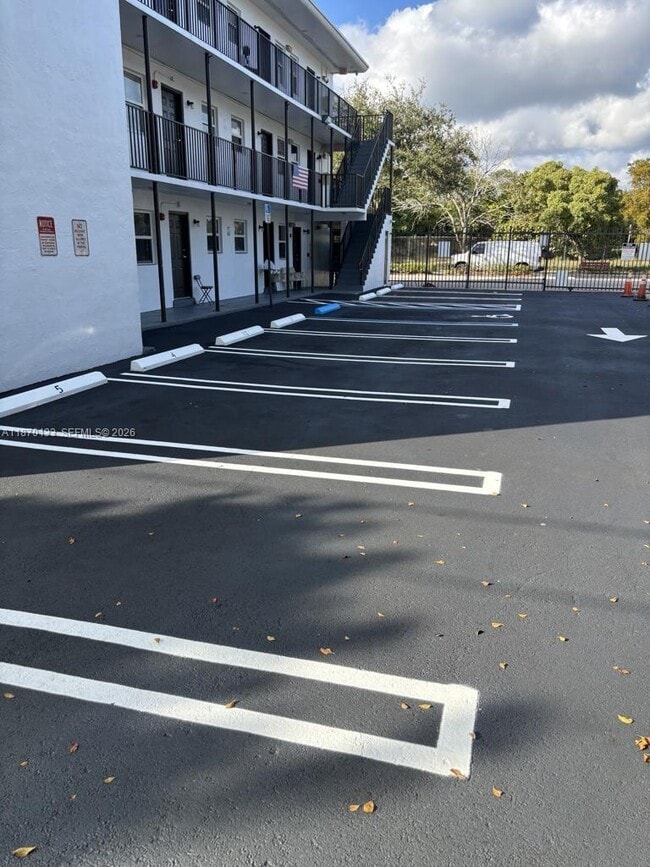 Photo - 1130 NW 62nd St Unit 7