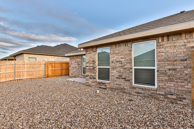 Half off the first Full Month's Rent !!!! ... - Half off the first Full Month's Rent !!!! ... Apartment