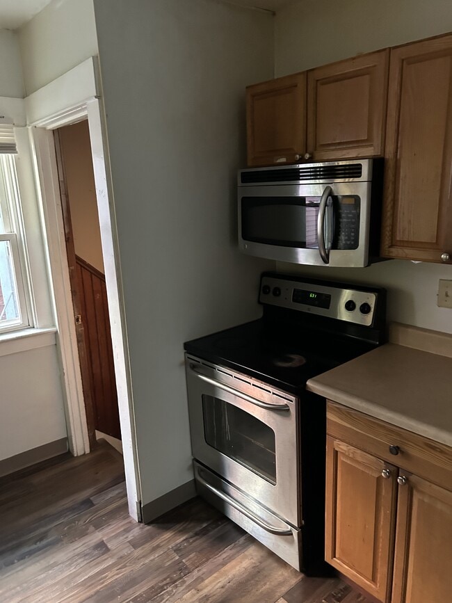 Photo - 175 Lisbon Ave