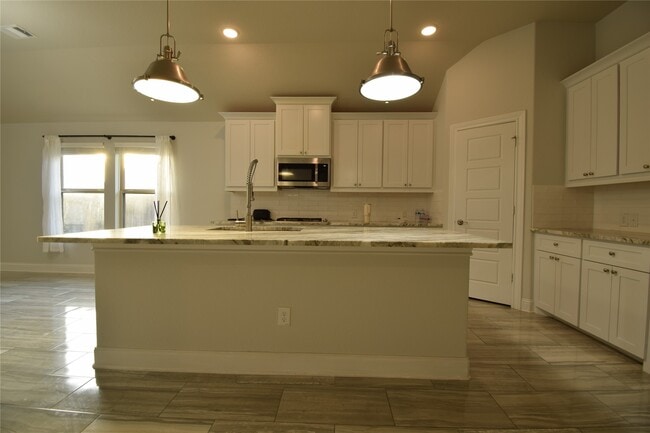 Photo - 16643 Highland Country Dr