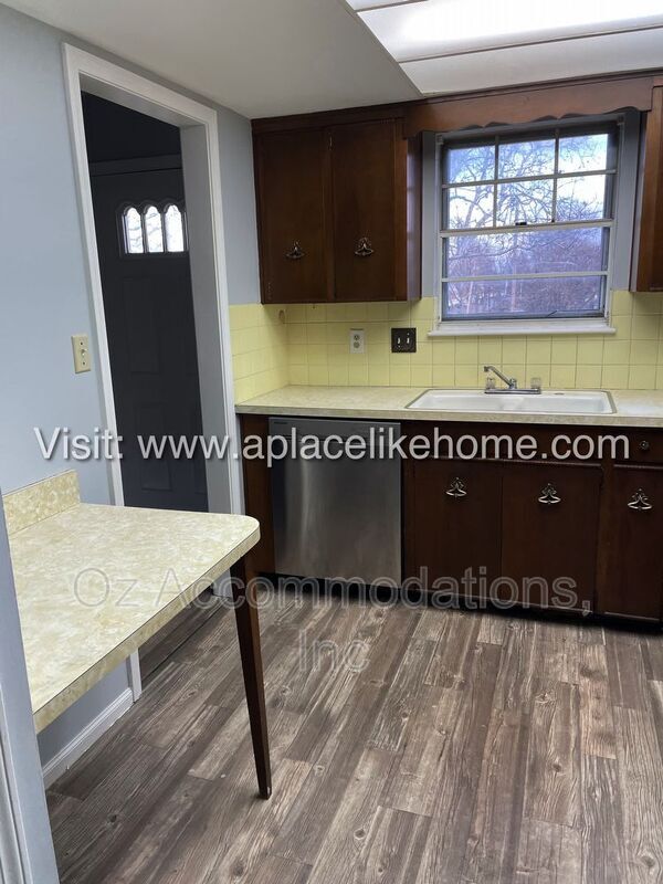 Photo - 6276 E 129 St