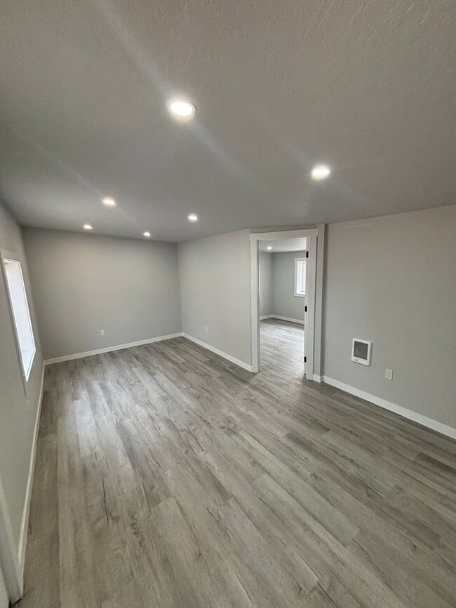 112 W 10th Ave Unit 112 10th Ave #4