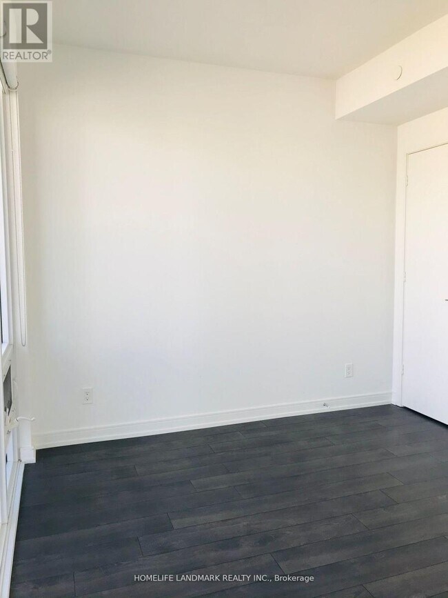 Photo - 28 Wellesley St E Unit 2609