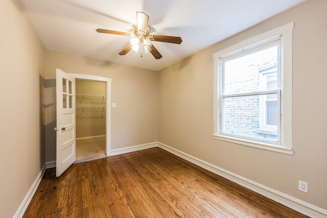 Photo - 4244 W Wrightwood Ave Unit 2W