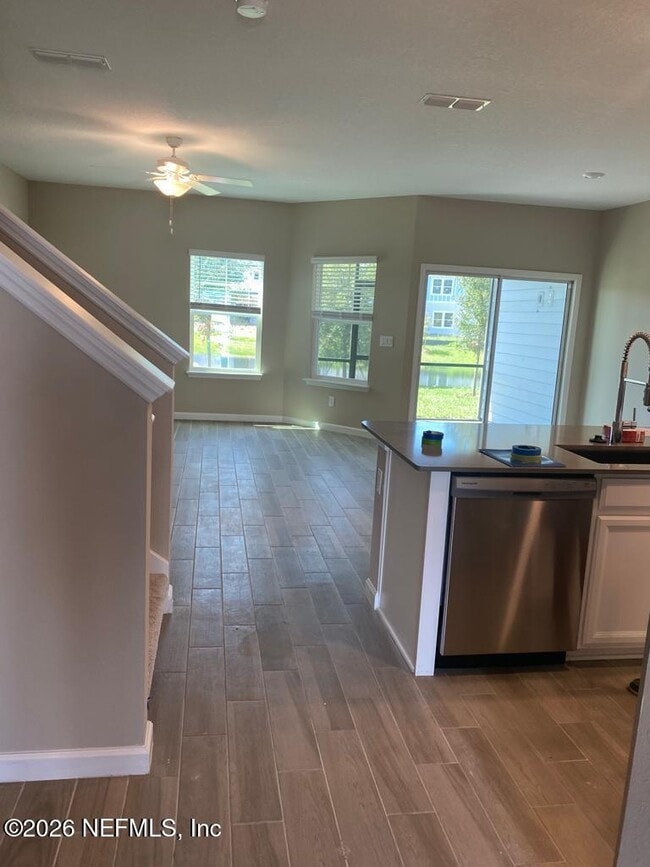 Photo - 243 Boracay Cir