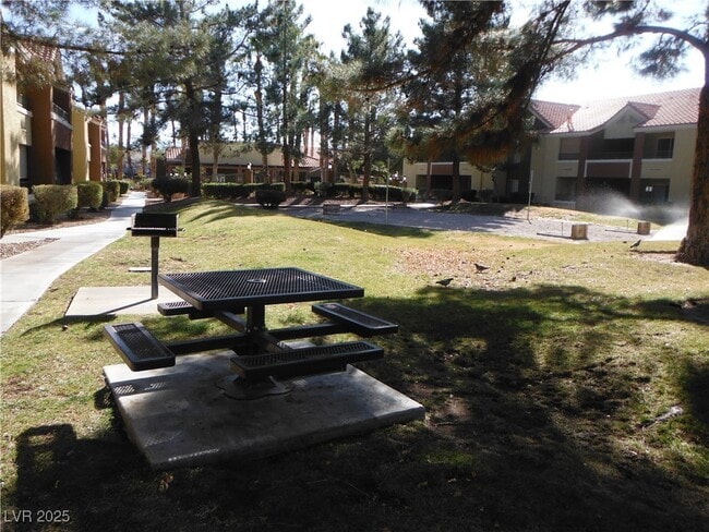 Photo - 2120 Ramrod Ave Unidad 417