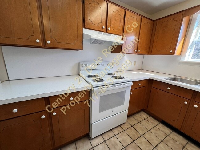 Photo - Beautiful 2 Bedroom Apartment on East Market Street Unit 3536 E. Market Street