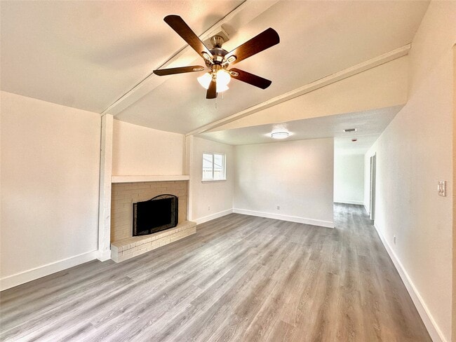 Photo - 13754 Shirebrook Dr