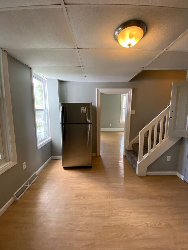 Photo - 2637 S 18th St Unit Apt 1