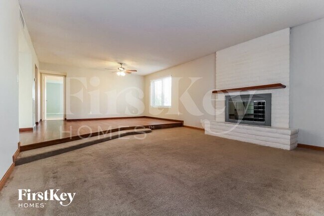 Photo - 9601 N 34th Ave