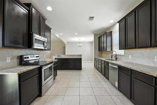 Building Photo - 2401 Fall Leaf Ct Rental