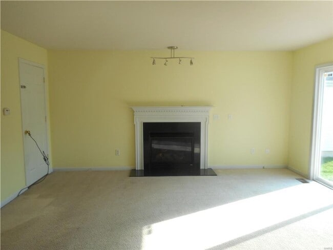 Photo - 219 Hawksbury Pl