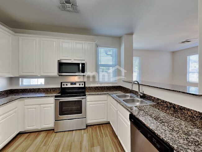 Photo - 10123 E Isleta Ave