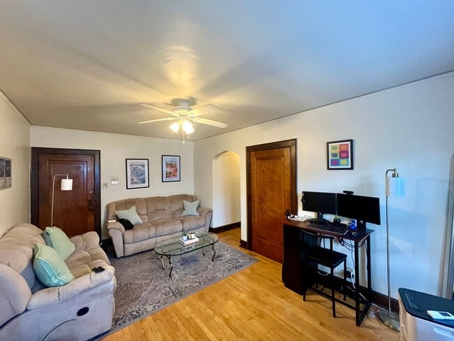Photo - 2632 N Oakland Ave