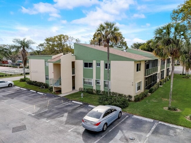 Building Photo - 4149 NW 90th Ave Unit 106