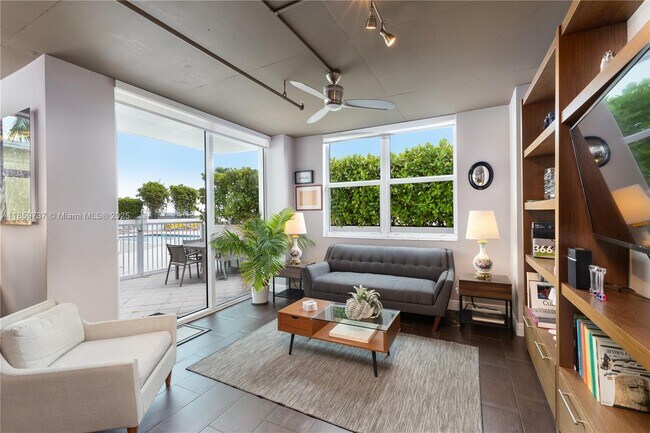 Photo - 3180 SW 22nd St Unidad 501