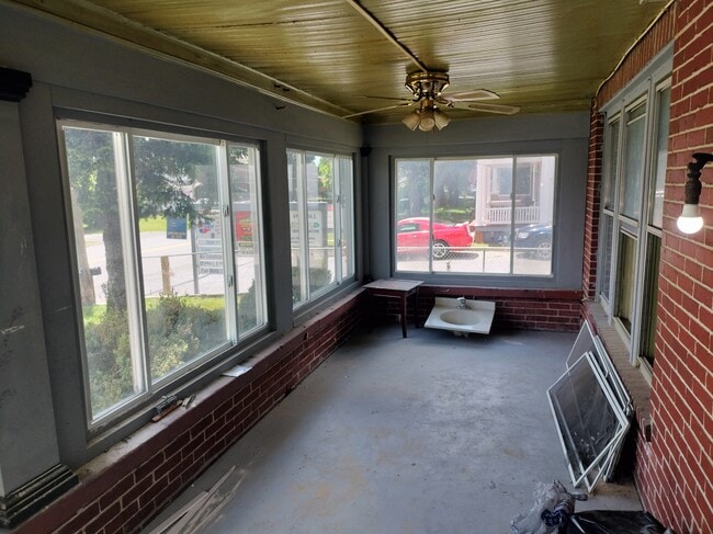 Photo - 1029 Winchester Ave