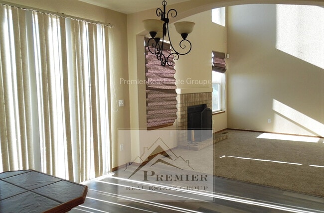 Photo - 7067 Hillock Dr