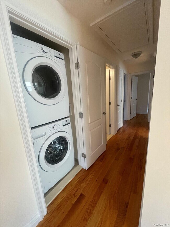 Photo - 191 Jefferson Ave