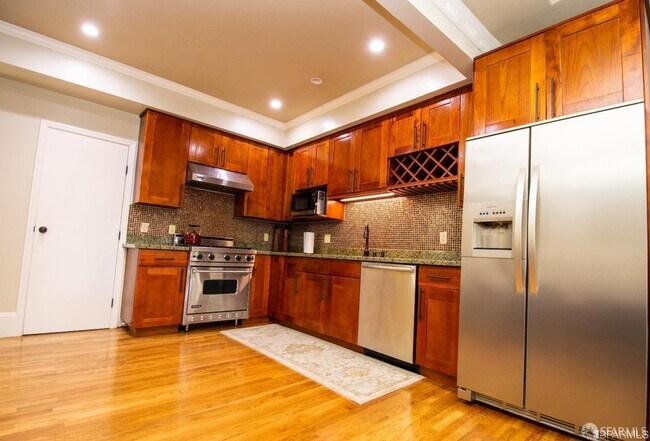 Photo - 1445 Lombard St