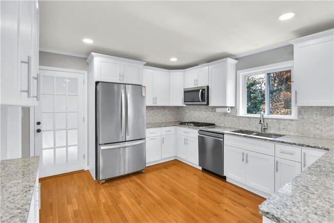 Photo - 2301 Echo Hills Cir NE