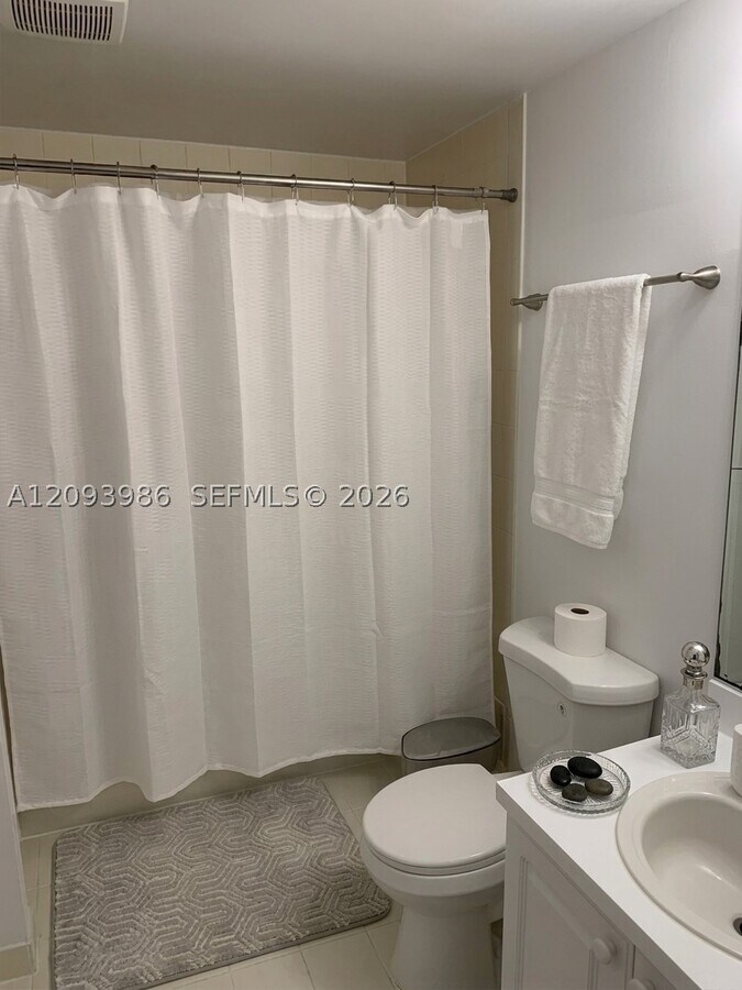Photo - 1300 NE 109th St Unit 303